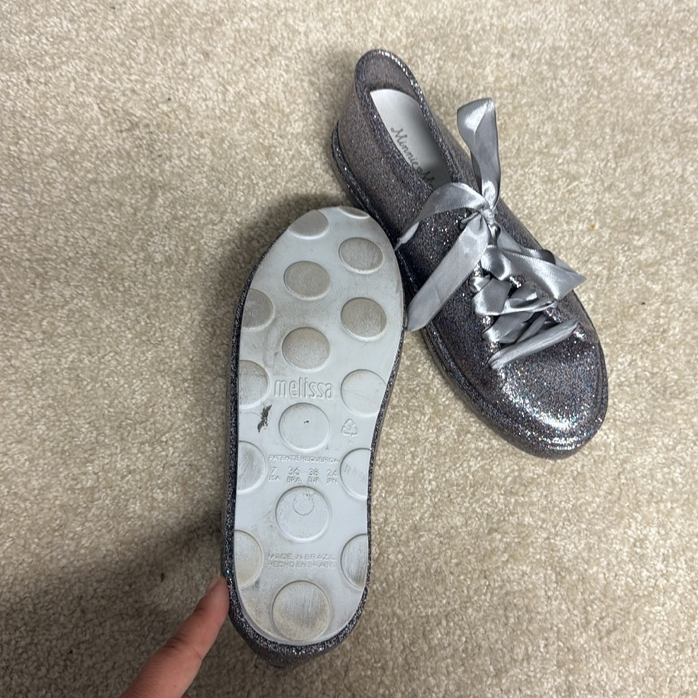 Women’s 7 DISNEY X MELISSA Silver Sparkle Lace Up Sparkle Sneakers Walking Shoes - Picture 3 of 7